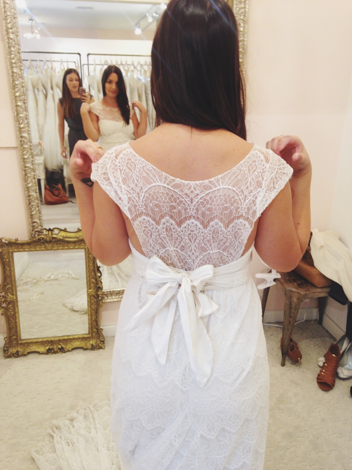 Bravwel/wedding dress shopping7